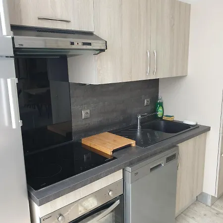 Un Trois Etoiles Entre La Rochelle Et Les Marais Poitevin *